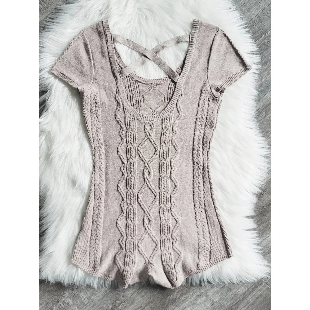 NEW Anthropologie Cable-Knit Tan Romper - Size Small - Picture 6 of 9